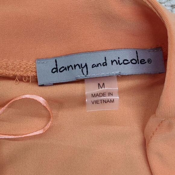 Danny and Nicole open front top - Picture 7 of 8